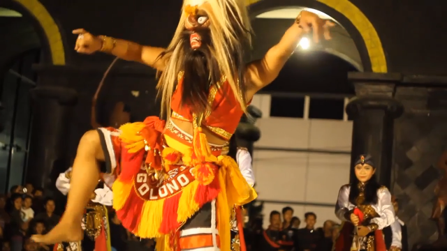 Visualisasi Kebinekaan Kebahasaan & Kesastraan Ponorogo